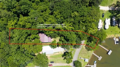 This a real lakefront log cabin with all the comforts, modern - photo 2