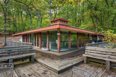 Lake Home For Sale in Shell Knob, Missouri