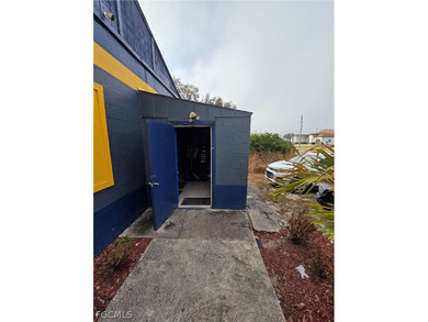 This 4300 SF Auto Repair business in a free standing Building - photo 14