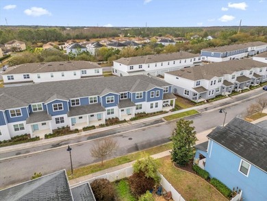 Don't miss your opportunity to own this turn-key townhome that - photo 32
