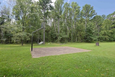 Situated on 5.78 +/- acres in the Lakeview Estates subdivision - photo 33