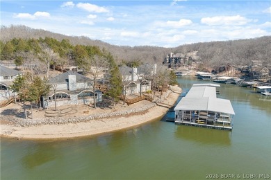 Experience tranquil lakeside living in this luxurious 3BR/3BA - photo 47