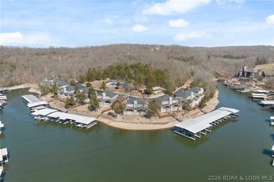 Experience tranquil lakeside living in this luxurious 3BR/3BA - photo 48