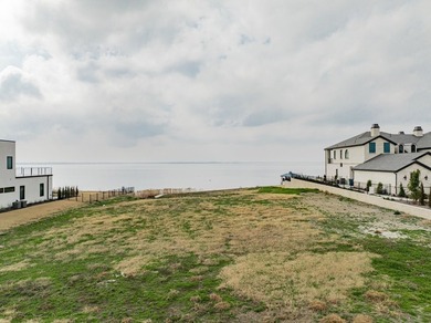 2006 Noe Blvd. is a beautiful .45 Acre waterfront property! One - photo 6