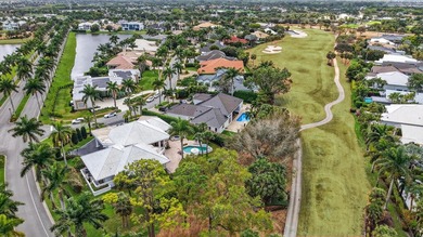 One-story home with 3 bedrooms + office on an OVERSIZED LOT in - photo 13