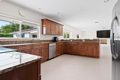 Situated on a 12,000+ sq ft lot with 100 feet of frontage, this - photo 15