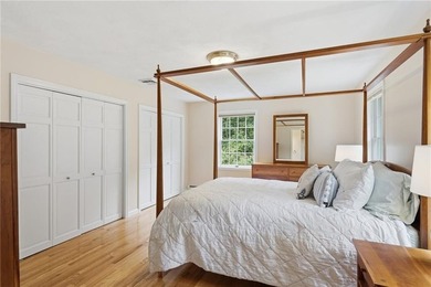 Welcome to 136 Holly Hills Lane, a beautifully maintained - photo 20