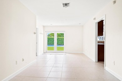 Situated on a 12,000+ sq ft lot with 100 feet of frontage, this - photo 21
