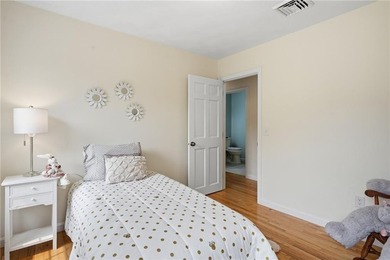Welcome to 136 Holly Hills Lane, a beautifully maintained - photo 25