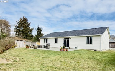 Turn-Key Coastal Retreat with Ocean Views & Privacy. Located - photo 26