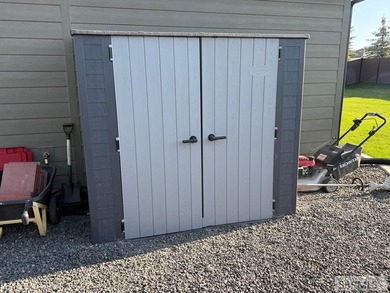 In the prestigious Mary Alice Lake at the Preserve subdivision