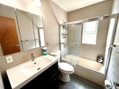 Picture Perfect Location with Spacious Living. This Spacious - photo 13