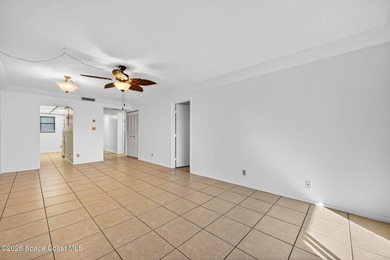 You have just found your new home in a quiet beachside location - photo 14