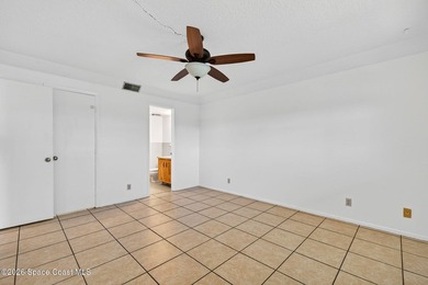 You have just found your new home in a quiet beachside location - photo 17
