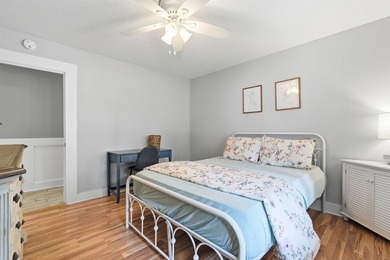 Discover the perfect blend of privacy, space and coastal - photo 19