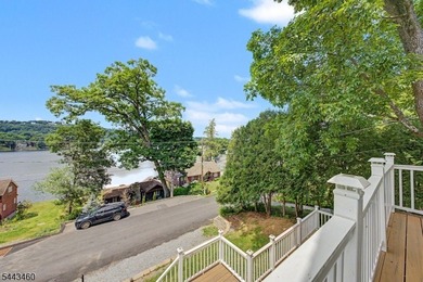 Built in 2024, this move-in ready home offers panoramic Lake - photo 19