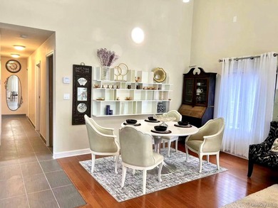 Picture Perfect Location with Spacious Living. This Spacious - photo 19