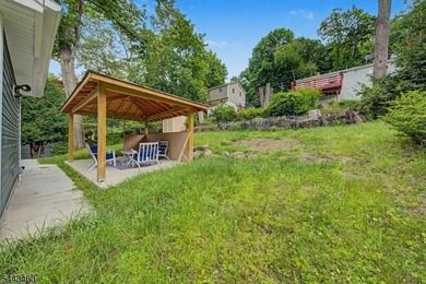 Built in 2024, this move-in ready home offers panoramic Lake - photo 22