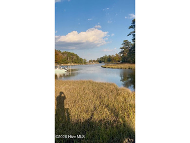 Welcome to 266 Ennett Lane--an impressive waterfront retreat in - photo 22