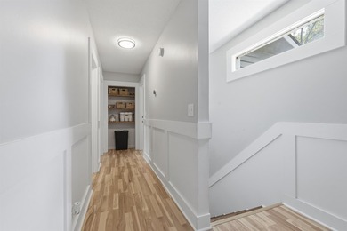 Discover the perfect blend of privacy, space and coastal - photo 24