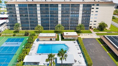 You have just found your new home in a quiet beachside location - photo 31