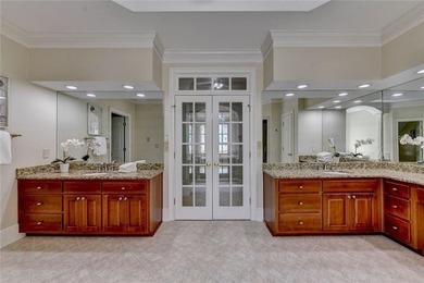 Welcome to unparalleled luxury in one of the areas most - photo 34