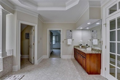 Welcome to unparalleled luxury in one of the areas most - photo 35