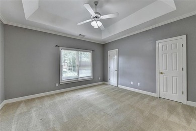 Welcome to unparalleled luxury in one of the areas most - photo 38