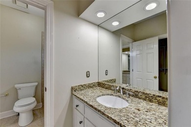Welcome to unparalleled luxury in one of the areas most - photo 45