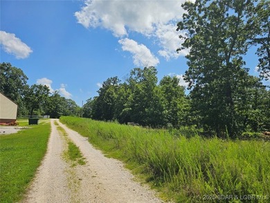 Discover more than 18 acres of beautiful wooded property at the - photo 10
