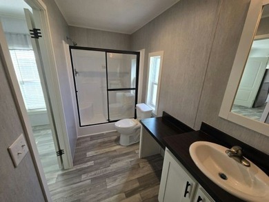 Additional listing photo 4