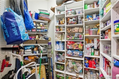 RARE OPPORTUNITY! Coming soon, the seller is adding a private - photo 13