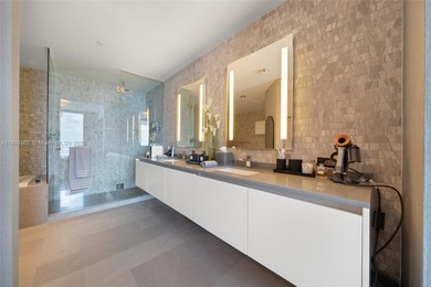 Experience the ultimate urban lifestyle in this stunning 2Bed+