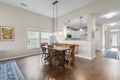 Four-bedroom, two-and-a-half-bathroom home with pond views and a - photo 21