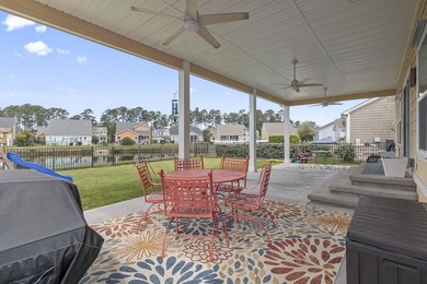Four-bedroom, two-and-a-half-bathroom home with pond views and a - photo 37