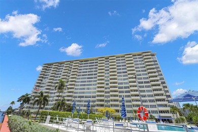 Wow! Huge Price Reduction! Corner Apartment with a private - photo 39