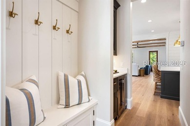 Don't miss just finished, new construction located in the highly - photo 43