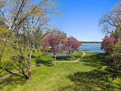 Commanding one of the most prestigious settings on Lake - photo 8