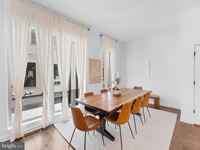 Move-In Ready Corner Townhome at North Bank priced to sell!! - - photo 9