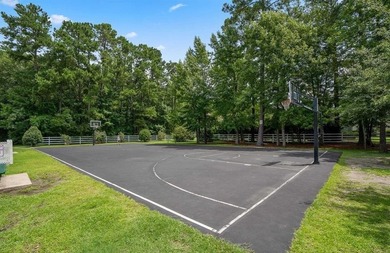 MUST SEE! This beautifully updated, single-level END UNIT - photo 30
