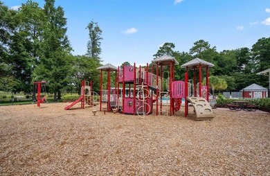 MUST SEE! This beautifully updated, single-level END UNIT - photo 31