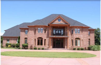 Lake Home For Sale in Collierville, Tennessee