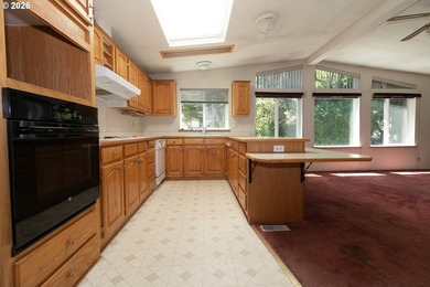 Well Priced! Florentine Estates 55+ gated community. Opportunity - photo 19