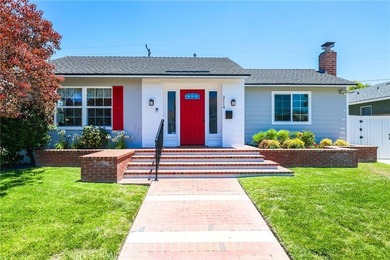 Welcome to this beautifully maintained 3-bedroom, 2-bathroom - photo 1