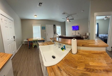 Welcome to easy coastal living in this stand-alone condominium - photo 8