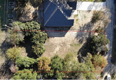 Prime residential lot near Cedar Creek Lake in the established - photo 3