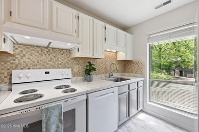 Enjoy the coastal lifestyle you've been dreaming of in this - photo 10