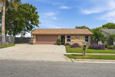 Lovingly cared for over the years, this spacious 2,214 sq ft - photo 1