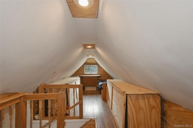 Beautifully maintained and updated single-family home nestled in - photo 13