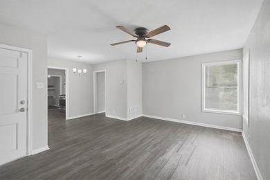 Beautifully updated and move-in ready! This charming home - photo 5